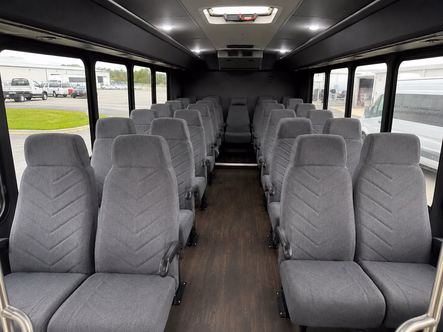 minibuses for birmingham zoo and botanical gardens school